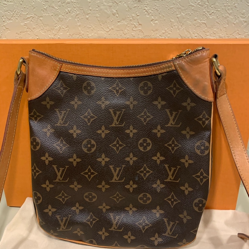 Louis Vuitton Crossbody